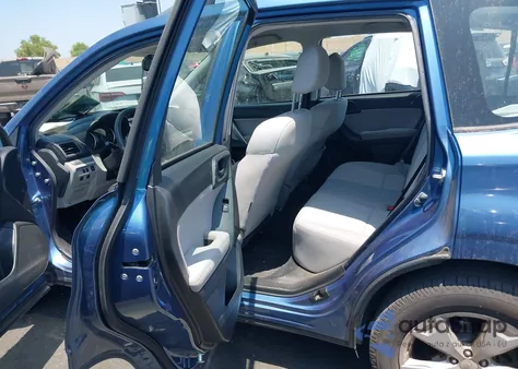 2015 Subaru Forester 2.5I from USA, damaged, VIN JF2SJABC9FH564907